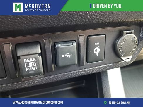 Used 2023 Toyota Tacoma TRD Sport w/ Technology Package AWD/4WD image 29