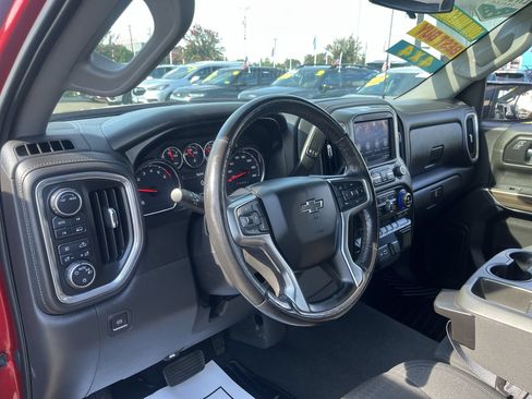Used 2021 Chevrolet Silverado 1500 RST w/ LPO, Dark Essentials Package AWD/4WD image 9