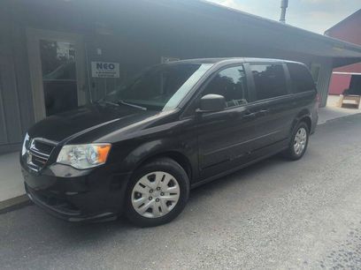 Used 2016 Dodge Grand Caravan SE w/ Quick Order Package 29E SE