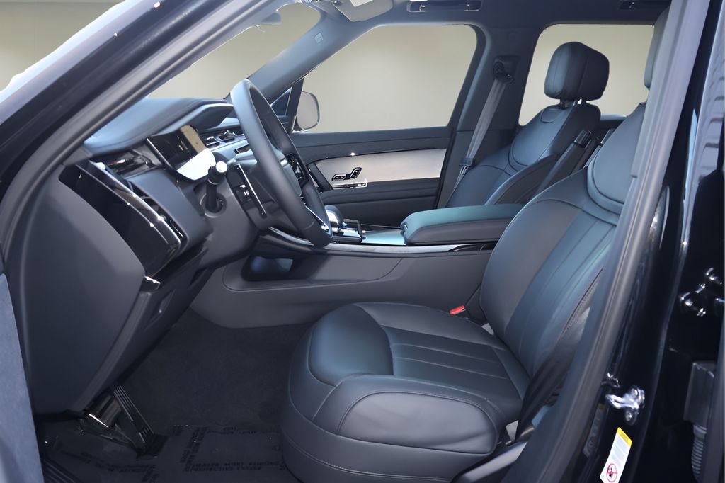 New 2026 Land Rover Range Rover Sport Dynamic SE AWD/4WD image 11
