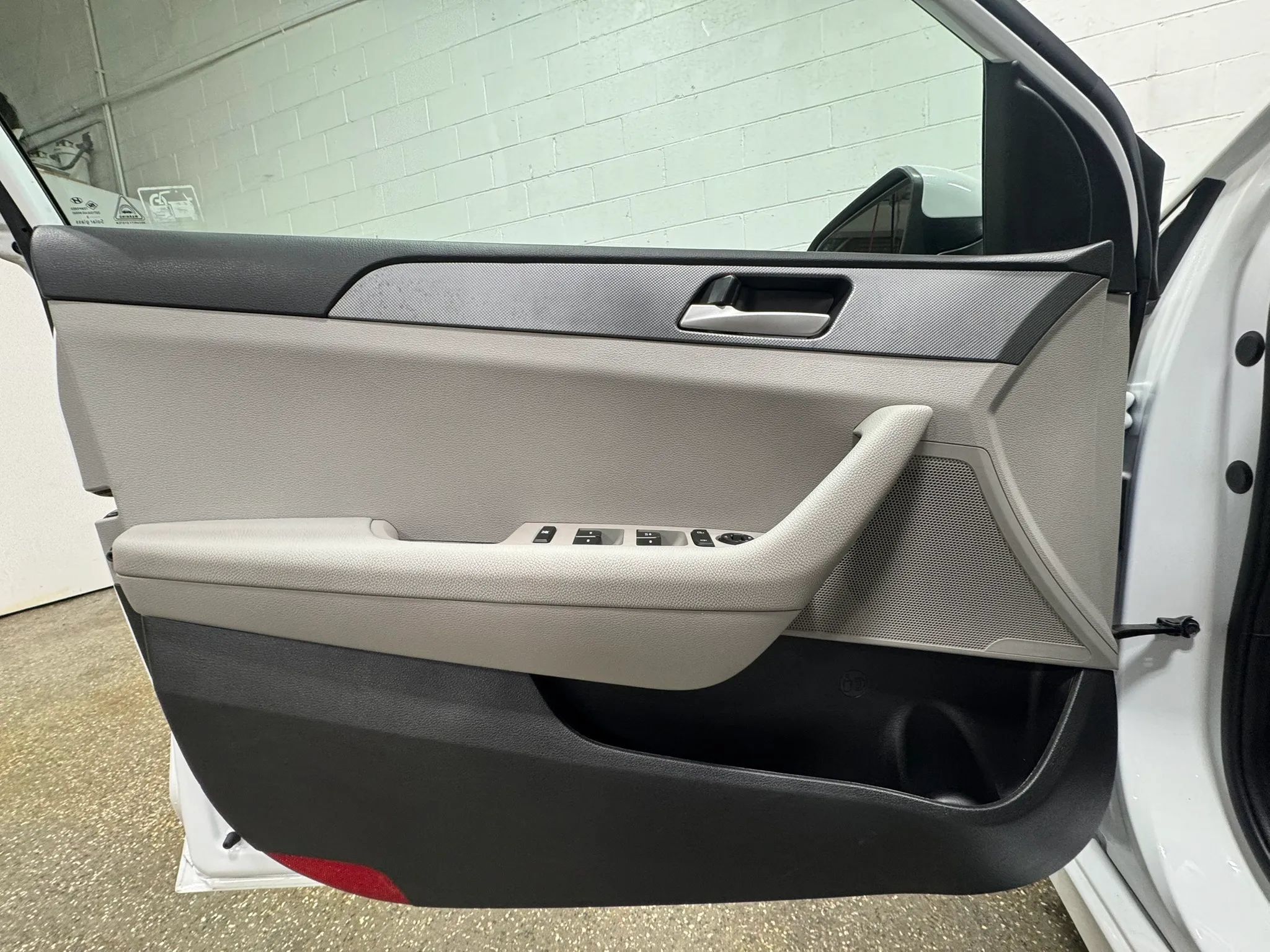 Used 2018 Hyundai Sonata ECO FWD image 11