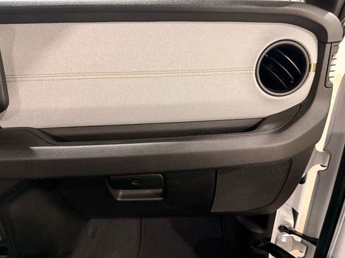 Used 2025 Jeep Wrangler Sport S image 28