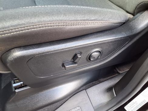 Certified 2025 RAM 1500 Big Horn AWD/4WD image 19