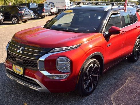 Used 2023 Mitsubishi Outlander SEL image 4