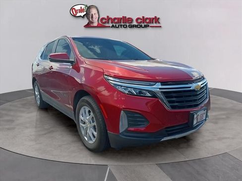 Used 2024 Chevrolet Equinox LT FWD image 4