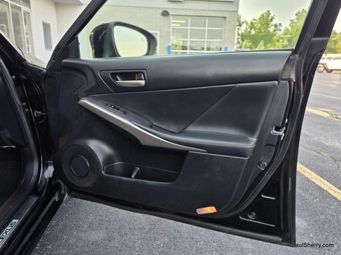 Used 2019 Lexus IS 300 F Sport w/ F Sport Package AWD/4WD image 34