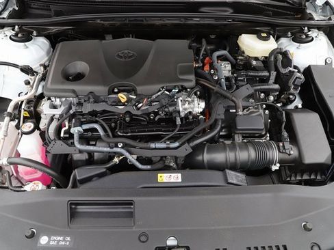 Used 2025 Toyota Camry LE image 35