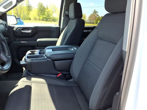Used 2023 Chevrolet Silverado 1500 Custom w/ LPO, Dark Essentials Package AWD/4WD image 19