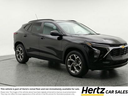 Used 2025 Chevrolet Trax LT