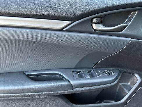 Used 2021 Honda Civic Sport image 10