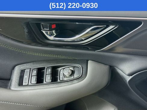 Used 2025 Subaru Outback Onyx Edition image 21