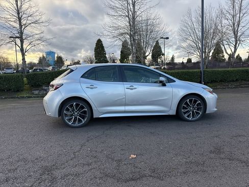 Used 2022 Toyota Corolla XSE image 8