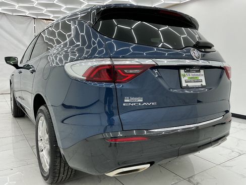 Used 2022 Buick Enclave Premium w/ Experience Buick Package FWD image 9