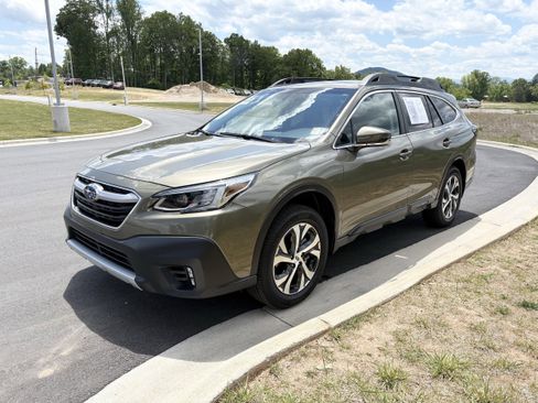 Certified 2022 Subaru Outback Limited w/ Popular Package #2 AWD/4WD image 3