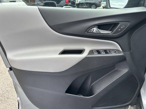 Used 2024 Chevrolet Equinox LS w/ Driver Confidence II Package AWD/4WD image 19