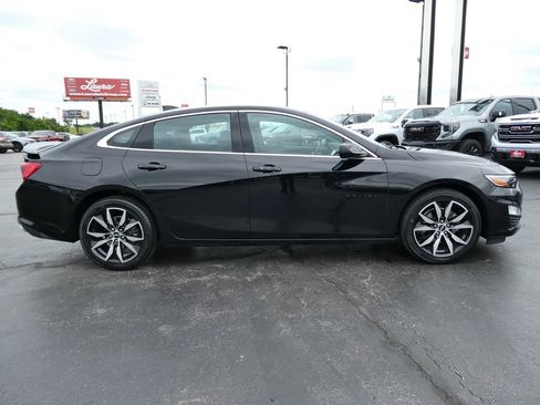 Used 2022 Chevrolet Malibu RS FWD image 5