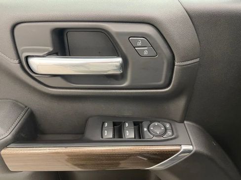 Used 2019 Chevrolet Silverado 1500 LT w/ All-Star Edition image 9