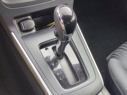 Used 2017 Nissan Sentra SV FWD image 17