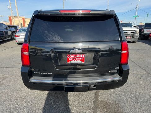 Used 2018 Chevrolet Suburban Premier image 29