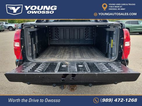 Used 2013 Chevrolet Avalanche LT w/ All-Star Edition AWD/4WD image 32