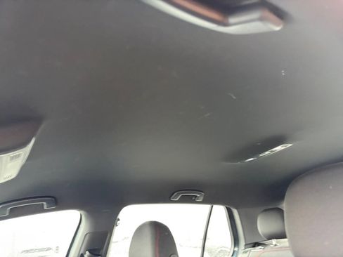 Used 2019 Volkswagen GTI SE image 21