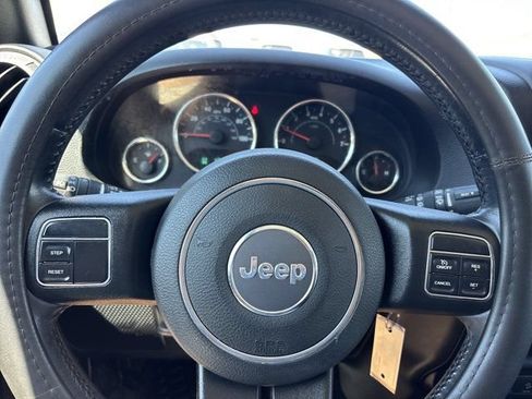 Used 2018 Jeep Wrangler Unlimited Sport S AWD/4WD image 21