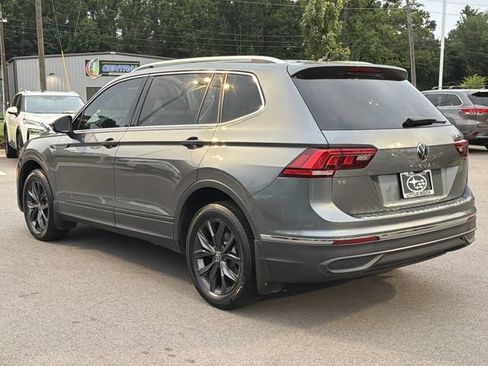 Used 2024 Volkswagen Tiguan SE FWD image 10