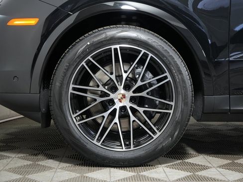New 2026 Porsche Cayenne image 41