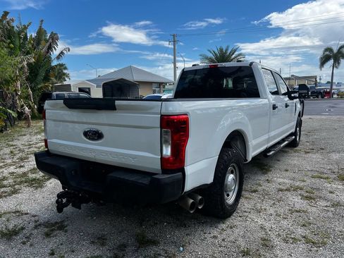 Used 2022 Ford F250 XL w/ Power Equipment Group RWD image 7