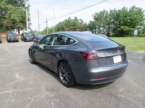 Used 2018 Tesla Model 3 Long Range RWD image 7