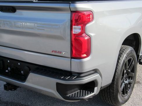 Used 2025 Chevrolet Silverado 1500 RST RWD image 11