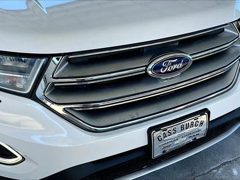 Used 2018 Ford Edge Titanium w/ Technology Package image 29