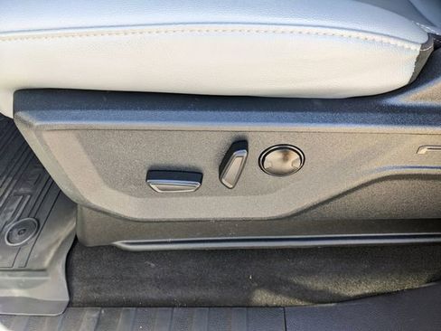 Used 2025 Ford F150 Lightning Flash image 23