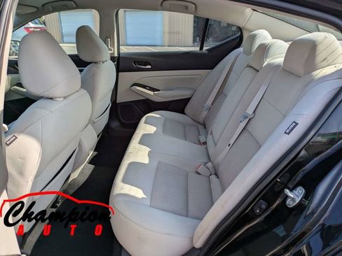 Used 2021 Nissan Altima 2.5 SV FWD image 16