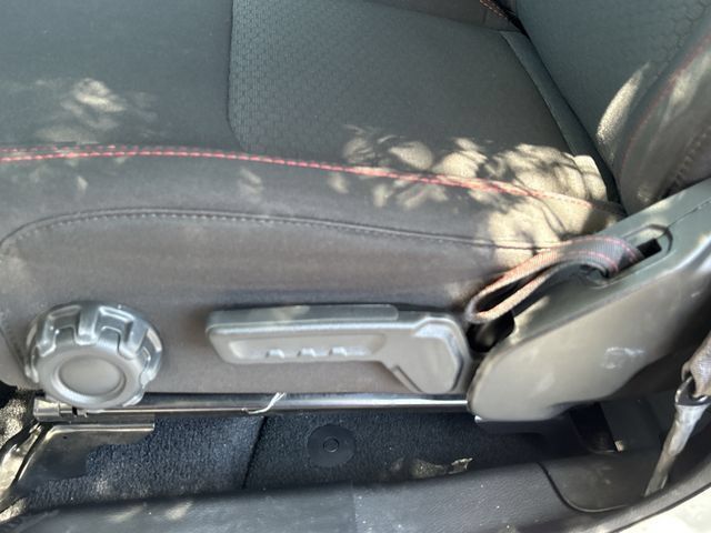 Used 2023 Jeep Gladiator Rubicon w/ Cold Weather Group AWD/4WD image 29