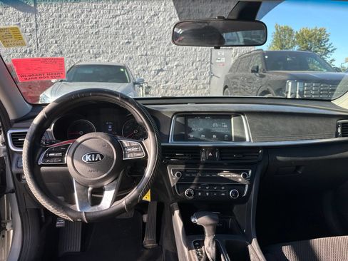 Used 2020 Kia Optima LX FWD image 13
