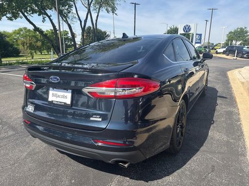 Used 2020 Ford Fusion SE w/ Equipment Group 151A FWD image 5