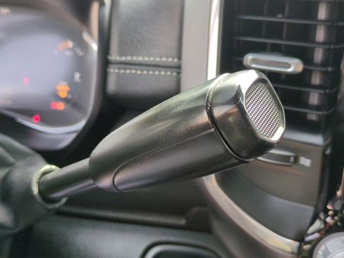 Used 2025 RAM 2500 Laramie image 28