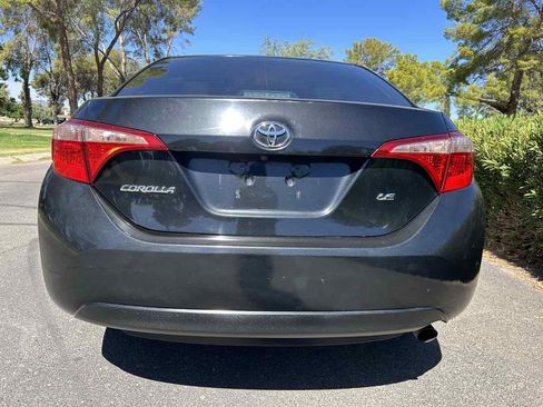 Used 2018 Toyota Corolla LE image 8