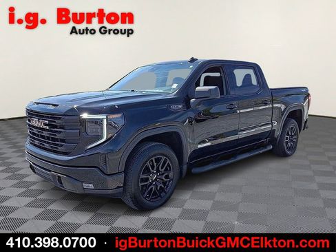 Used 2025 GMC Sierra 1500 Elevation w/ Preferred Package AWD/4WD image 3