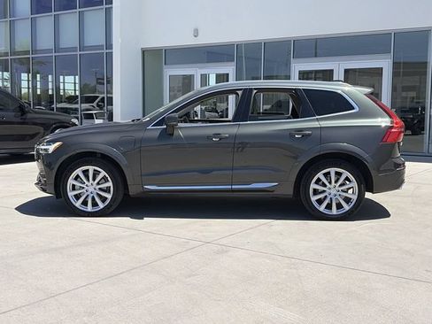 Used 2018 Volvo XC60 T8 Inscription w/ Advanced Package AWD/4WD image 9