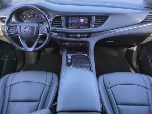 Used 2024 Buick Enclave Premium image 15