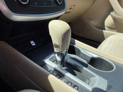 Used 2016 Nissan Altima 2.5 S w/ Interior Lighting Package FWD image 23