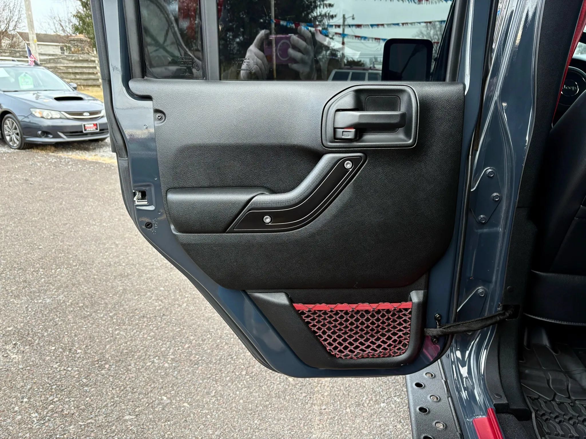 Used 2017 Jeep Wrangler Unlimited Rubicon AWD/4WD image 10