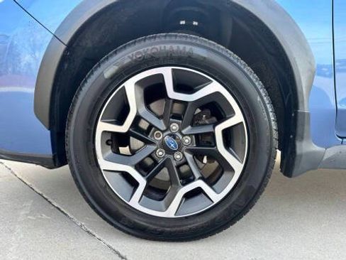 Used 2017 Subaru Crosstrek 2.0i Premium AWD/4WD image 17