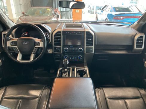 Used 2018 Ford F150 Lariat w/ Equipment Group 502A Luxury AWD/4WD image 32