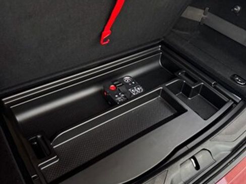 Used 2017 Maserati Levante S image 33