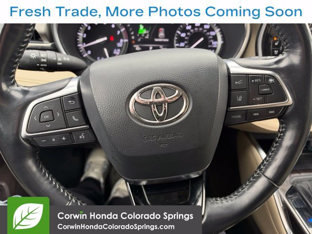 Used 2021 Toyota Highlander Limited AWD/4WD image 12