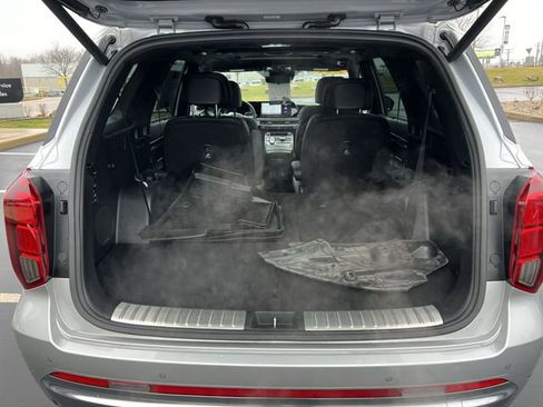 Used 2024 Hyundai Palisade Calligraphy image 22