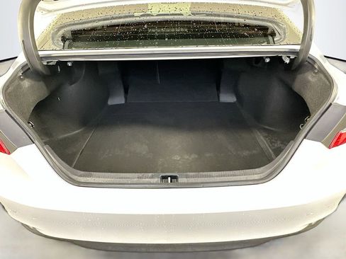 Used 2020 Toyota Camry XLE image 25